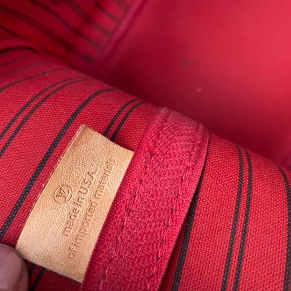 LV Neverfull MM Gently used-Excellent condition - Picture 4 of 11